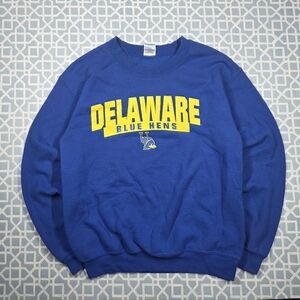 Gildan Men's Blue and Yellow Crewneck Sweater